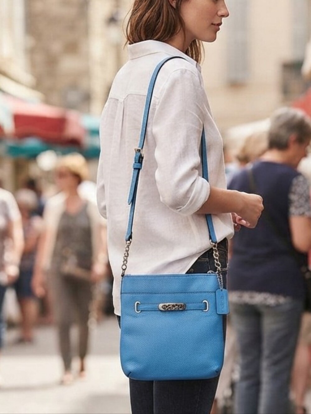 Coach Pebbled Leather Crossbody Bag Adjustable Strap Turnlock Accent